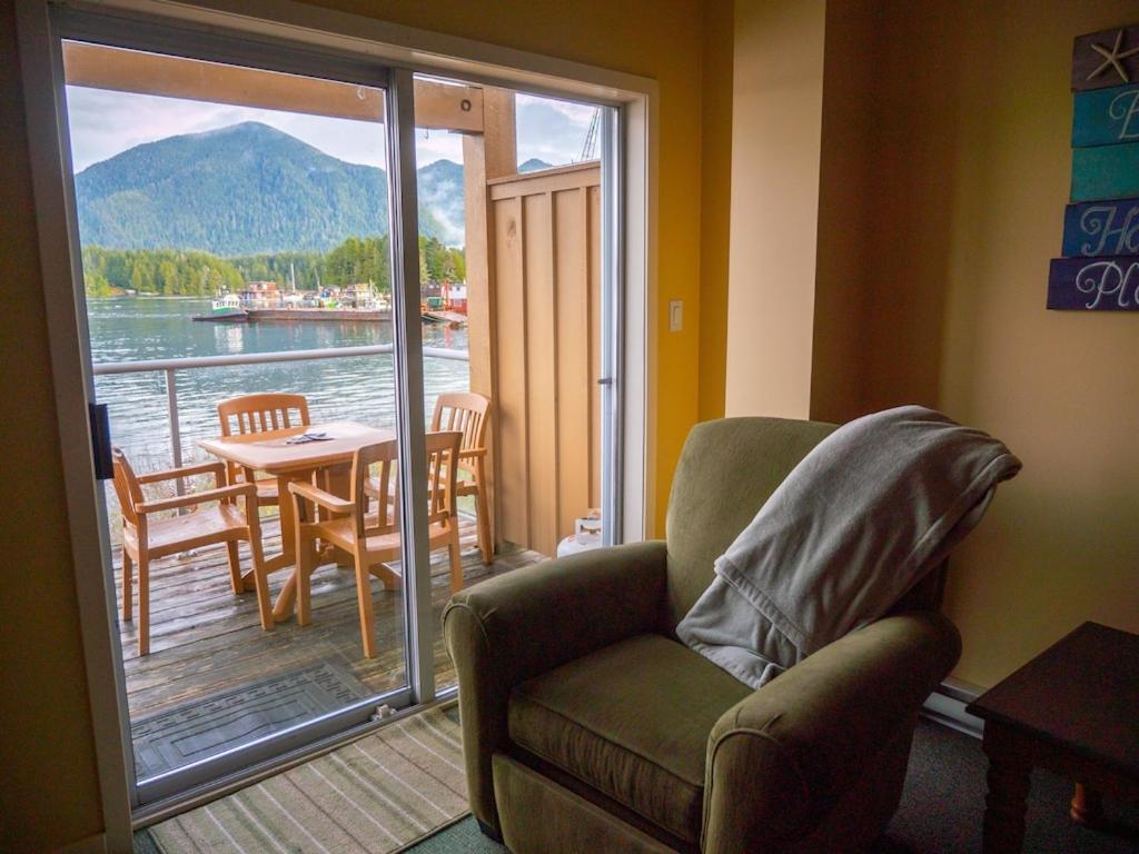 Waterfront View Of The Inlet, Short Walk To Town Apartment Tofino Exterior photo